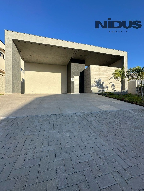 Casa, 3 quartos, 268 m² - Foto 2