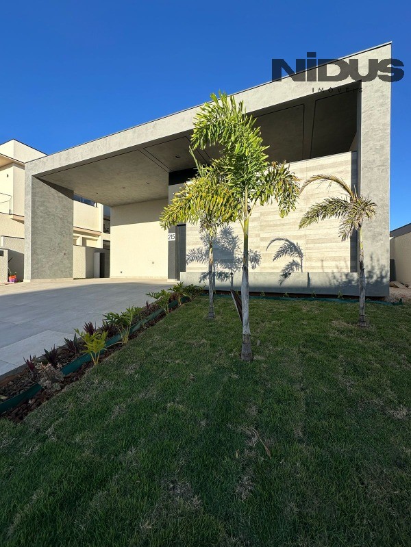 Casa, 3 quartos, 268 m² - Foto 1