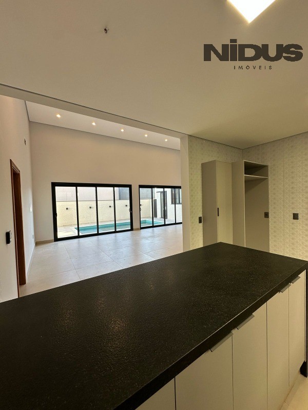 Casa, 3 quartos, 268 m² - Foto 8