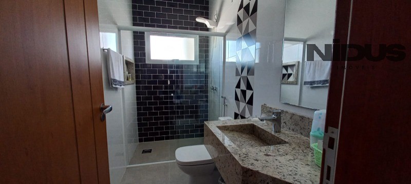Casa, 4 quartos, 297 m² - Foto 9