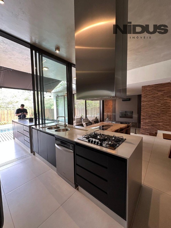 Casa, 3 quartos, 322 m² - Foto 5