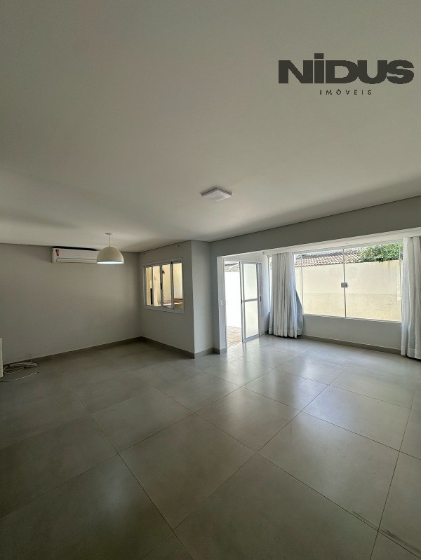 Casa, 3 quartos, 180 m² - Foto 3