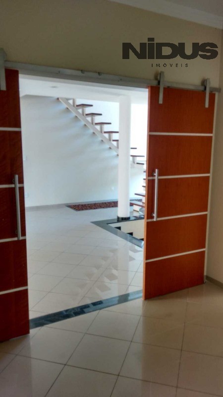 Casa, 3 quartos, 265 m² - Foto 18
