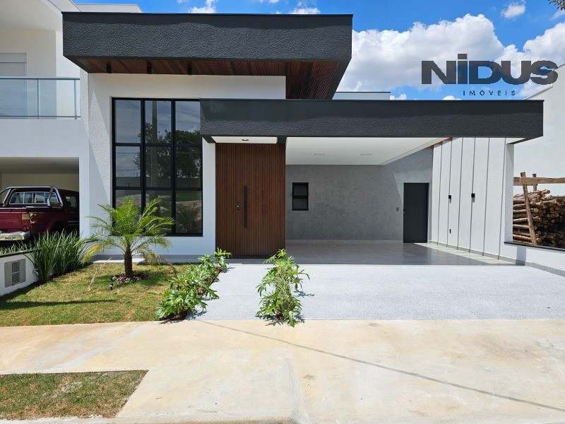 Casa, 3 quartos, 176 m² - Foto 1