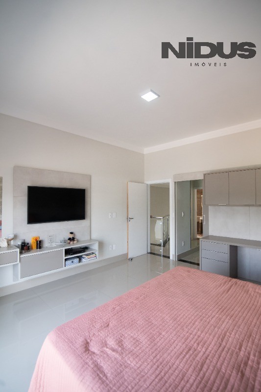 Casa, 3 quartos, 323 m² - Foto 47