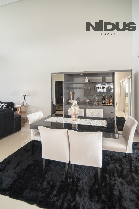 Casa, 3 quartos, 323 m² - Foto 14
