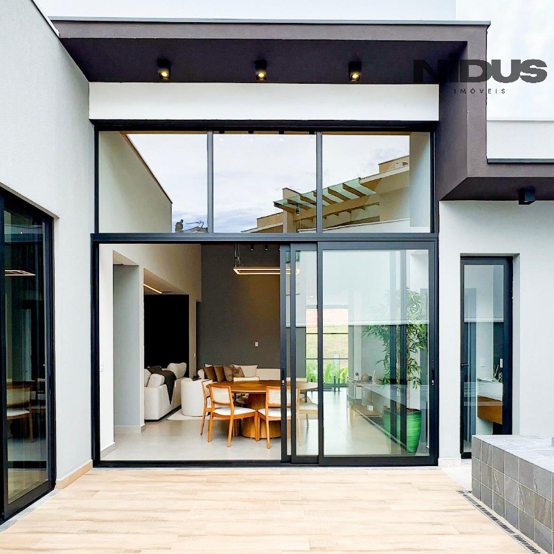 Casa, 3 quartos, 260 m² - Foto 2
