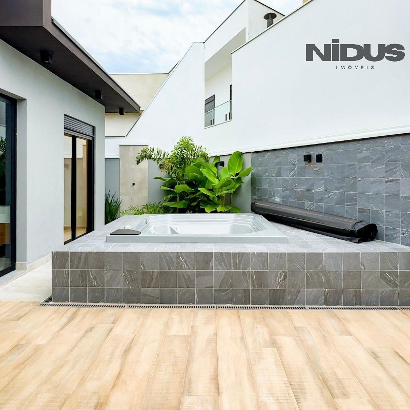 Casa, 3 quartos, 260 m² - Foto 1