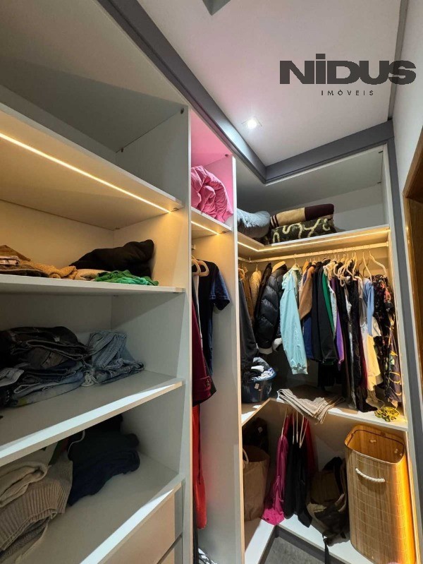 Casa, 3 quartos, 270 m² - Foto 24