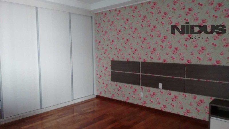 Casa, 3 quartos, 265 m² - Foto 28