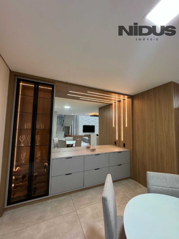 Casa, 3 quartos, 270 m² - Foto 25