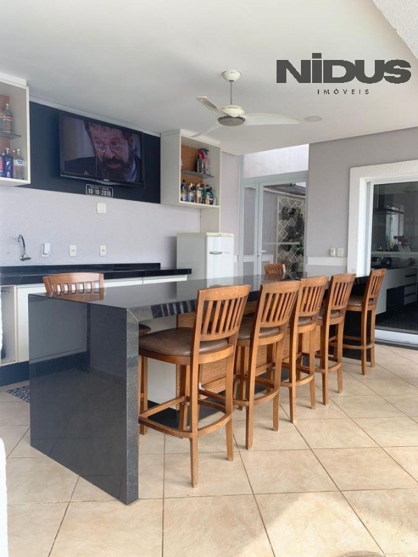Casa, 3 quartos, 232 m² - Foto 12