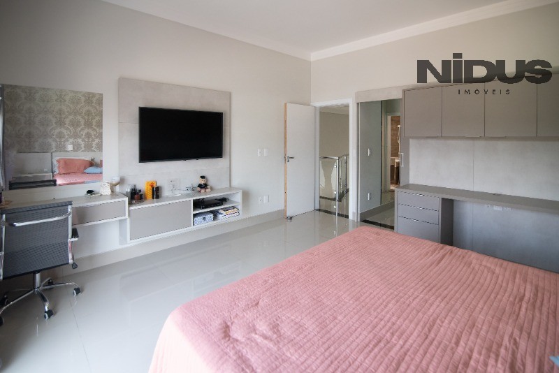 Casa, 3 quartos, 323 m² - Foto 46