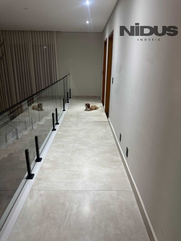 Casa, 3 quartos, 270 m² - Foto 31