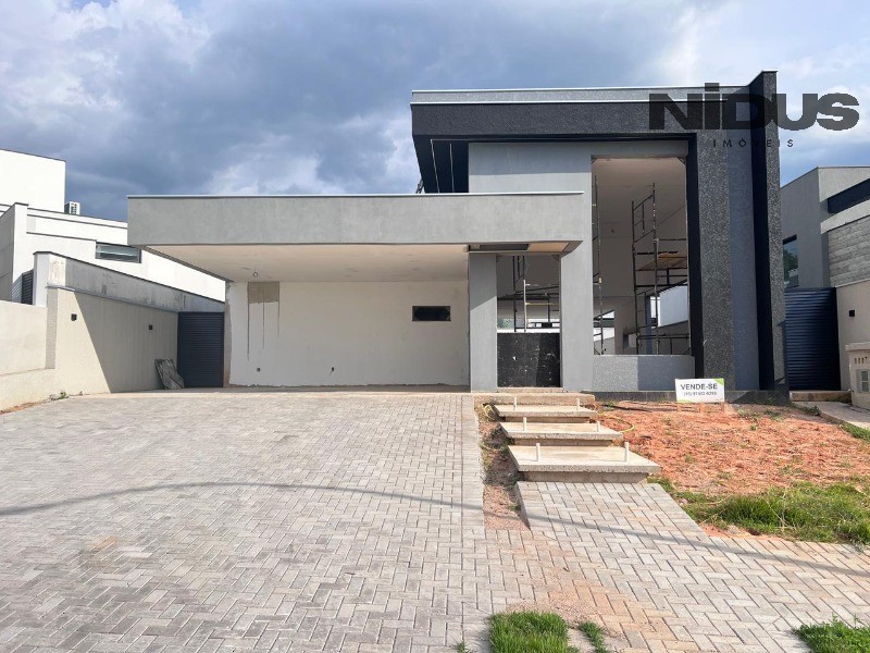 Casa, 3 quartos, 230 m² - Foto 1