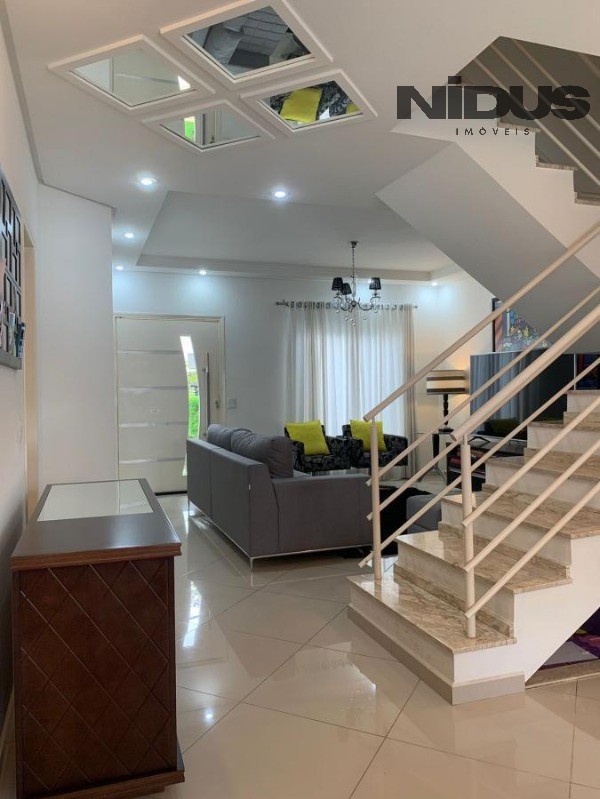 Casa, 3 quartos, 232 m² - Foto 4