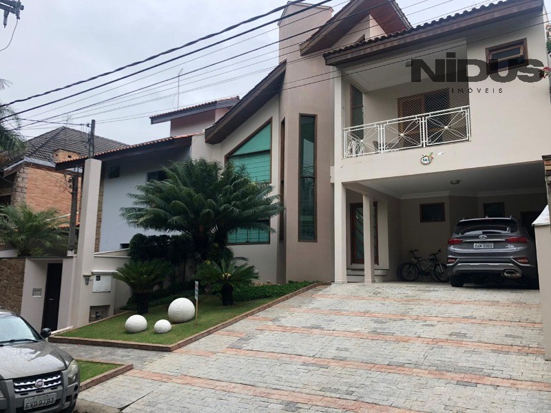 Casa, 4 quartos, 300 m² - Foto 1