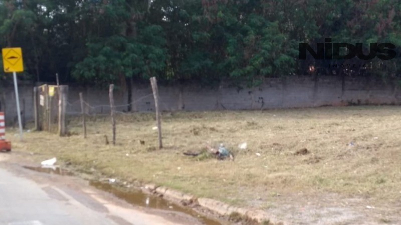 Loteamento e Condomínio, 1972 m² - Foto 4