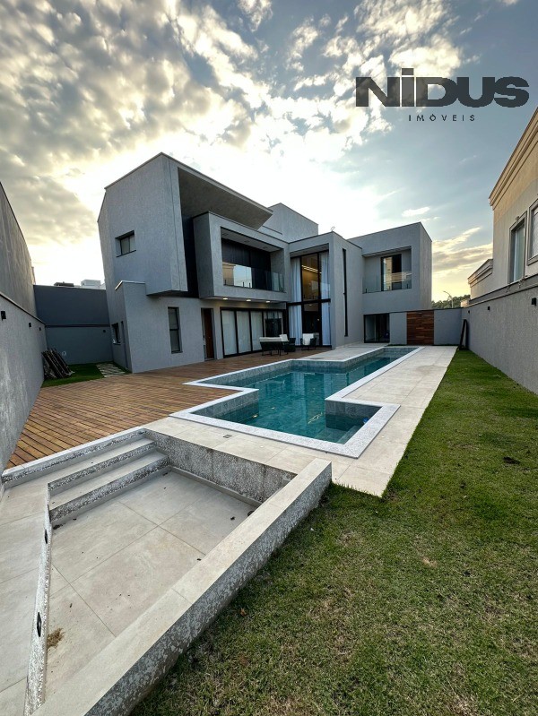 Casa, 5 quartos, 439 m² - Foto 4
