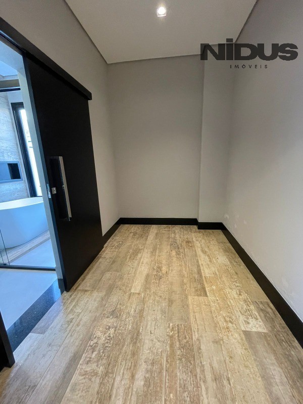 Casa, 3 quartos, 313 m² - Foto 28