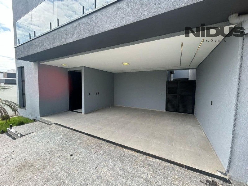 Casa, 3 quartos, 219 m² - Foto 1