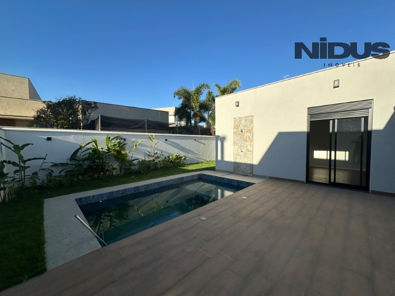 Casa, 3 quartos, 230 m² - Foto 2