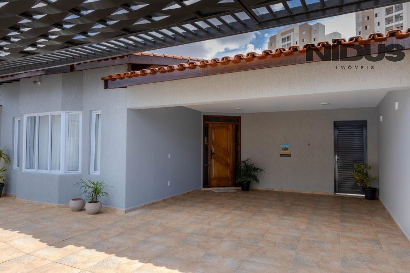 Casa, 3 quartos, 178 m² - Foto 1