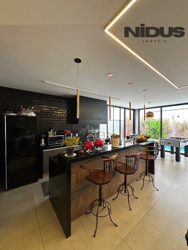 Casa, 3 quartos, 305 m² - Foto 5