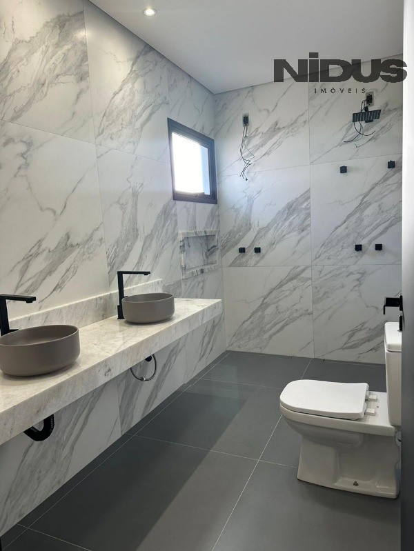 Casa, 3 quartos, 260 m² - Foto 14
