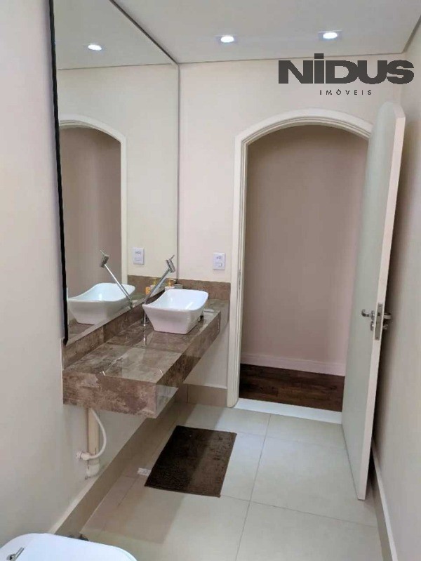Casa, 4 quartos, 272 m² - Foto 2