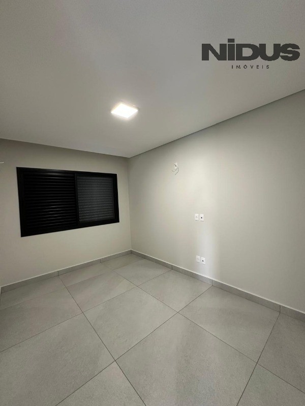 Casa, 4 quartos, 230 m² - Foto 9