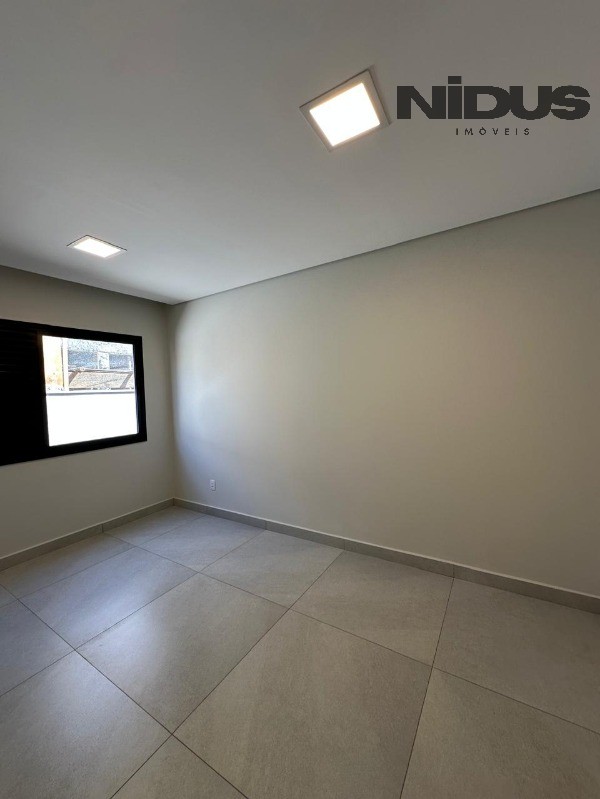 Casa, 4 quartos, 230 m² - Foto 20