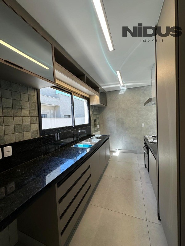Casa, 4 quartos, 230 m² - Foto 16