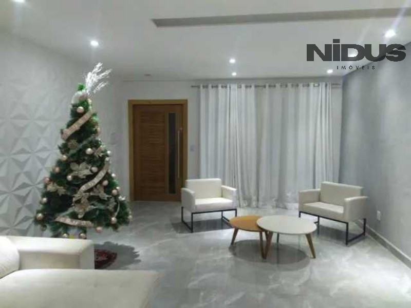 Casa, 4 quartos, 272 m² - Foto 1