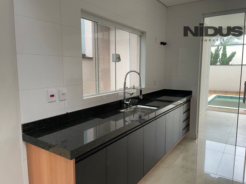 Casa, 3 quartos, 192 m² - Foto 14