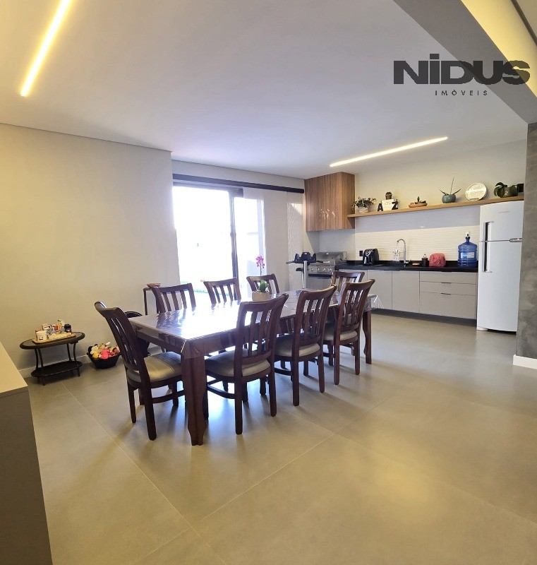 Casa, 3 quartos, 229 m² - Foto 8