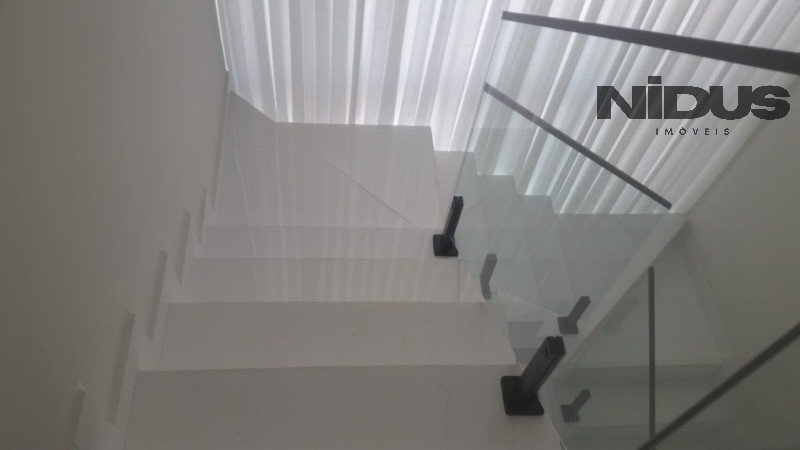 Casa, 3 quartos, 260 m² - Foto 4