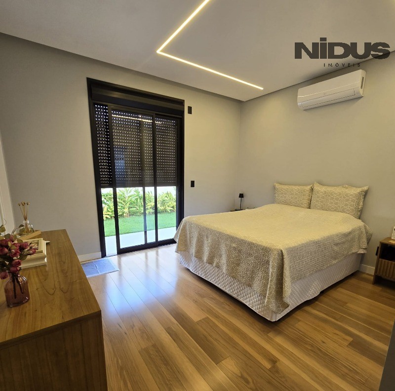 Casa, 3 quartos, 229 m² - Foto 16
