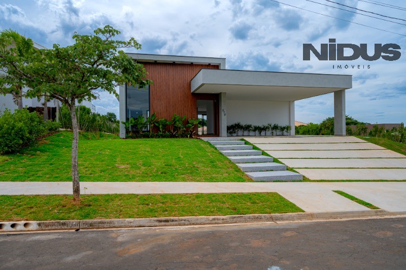 Casa, 3 quartos, 378 m² - Foto 1