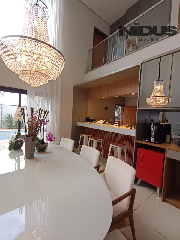 Casa, 3 quartos, 280 m² - Foto 8