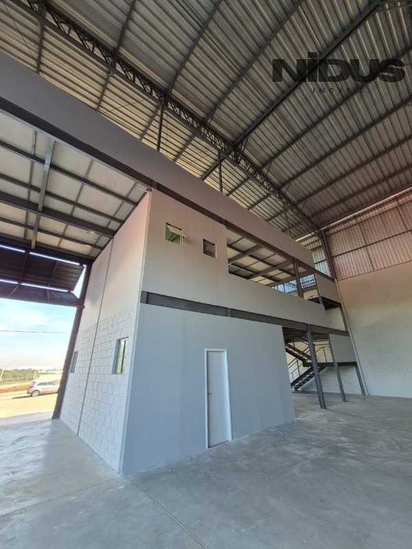 Depósito-Galpão, 221 m² - Foto 2