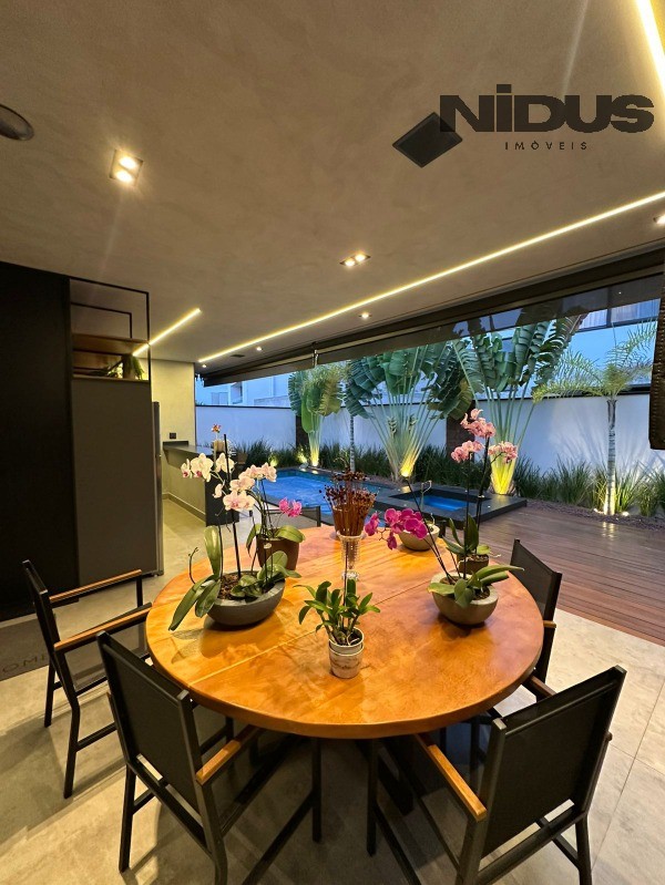 Casa, 3 quartos, 219 m² - Foto 24