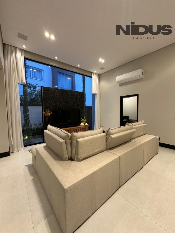 Casa, 3 quartos, 219 m² - Foto 15