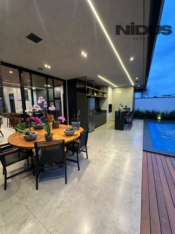 Casa, 3 quartos, 219 m² - Foto 23