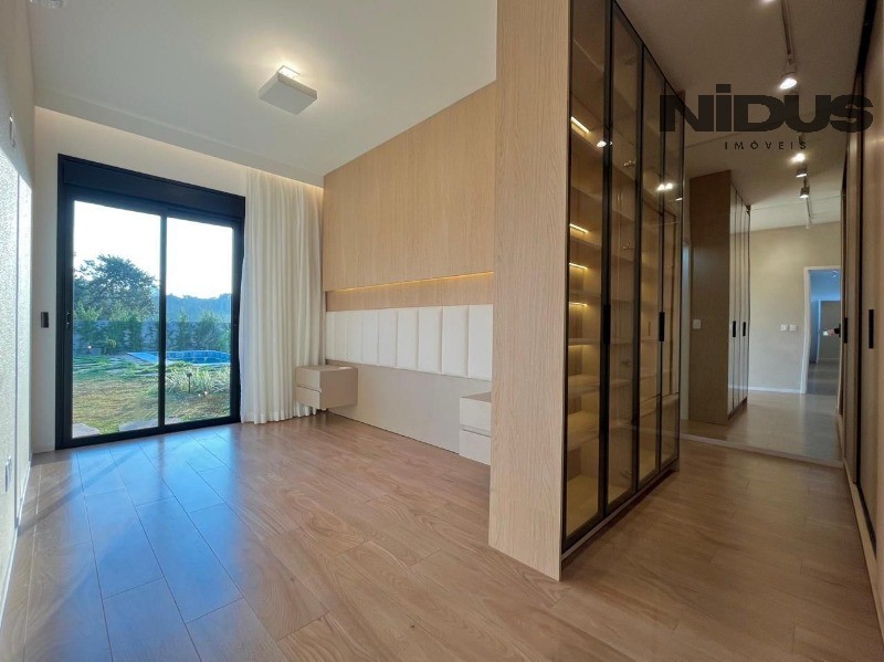 Casa, 3 quartos, 233 m² - Foto 37