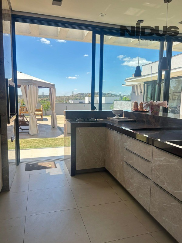 Casa, 3 quartos, 314 m² - Foto 2