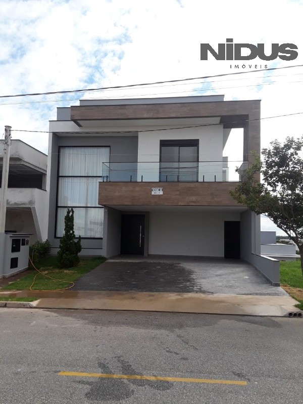 Casa, 3 quartos, 260 m² - Foto 1