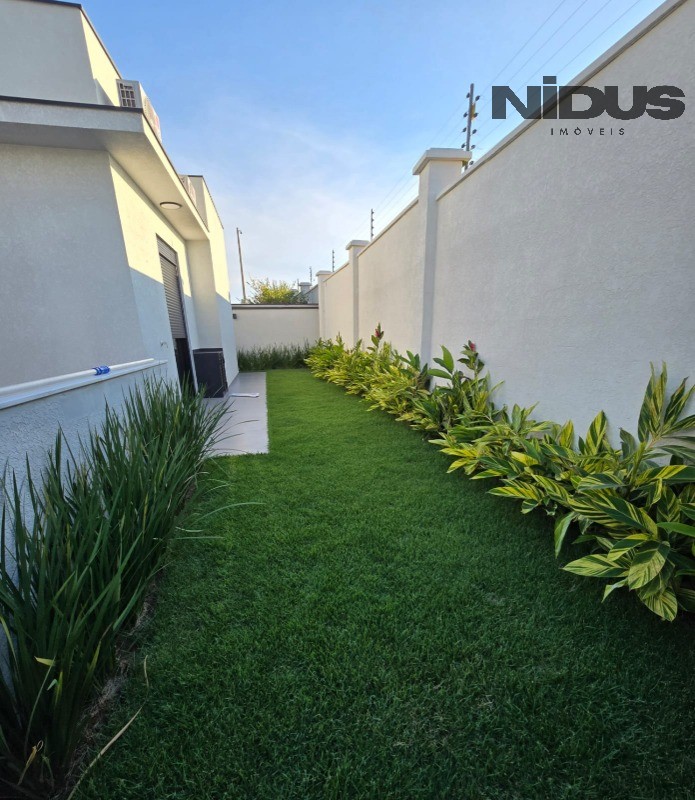Casa, 3 quartos, 229 m² - Foto 13