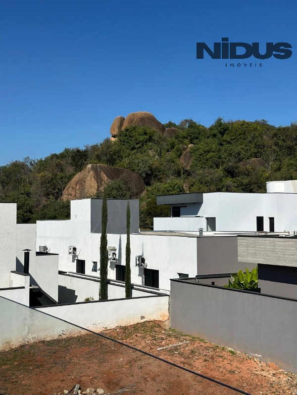 Casa, 4 quartos, 343 m² - Foto 4
