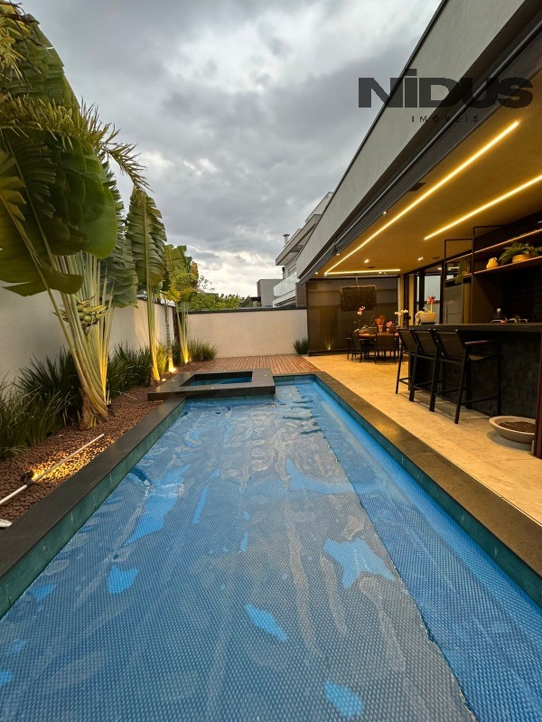 Casa, 3 quartos, 219 m² - Foto 26